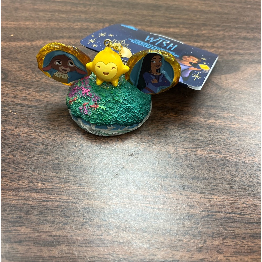 Disney Wish Asha Valentino